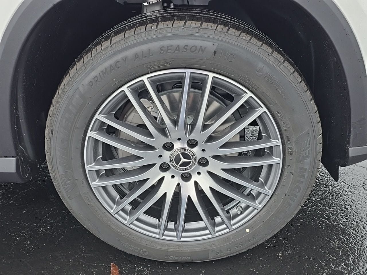 New 2026 Mercedes-Benz GLC 300 4MATIC image 9