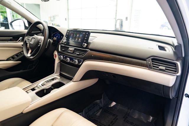 Used 2019 Honda Accord Touring image 30