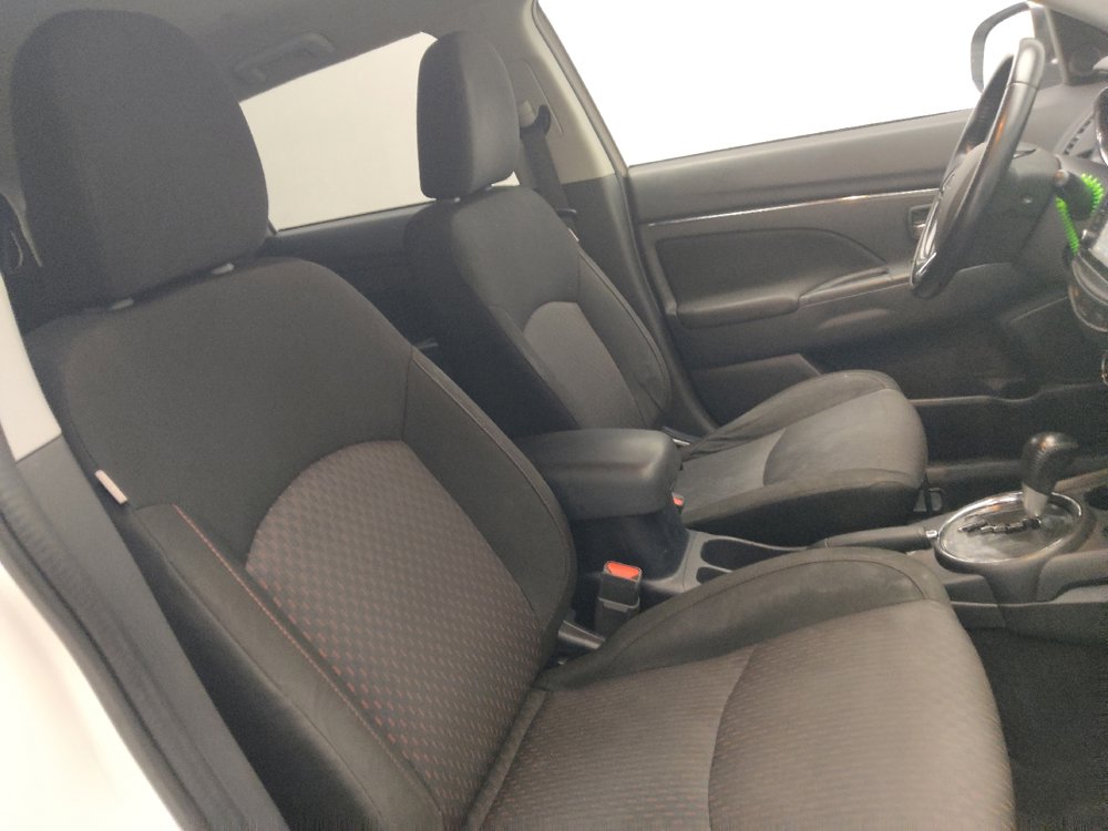 Used 2017 Mitsubishi Outlander Sport SE FWD image 21