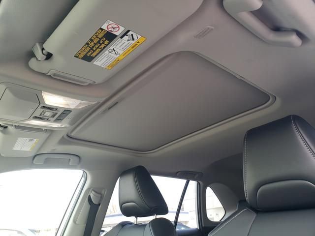 Used 2023 Toyota RAV4 XLE Premium image 16
