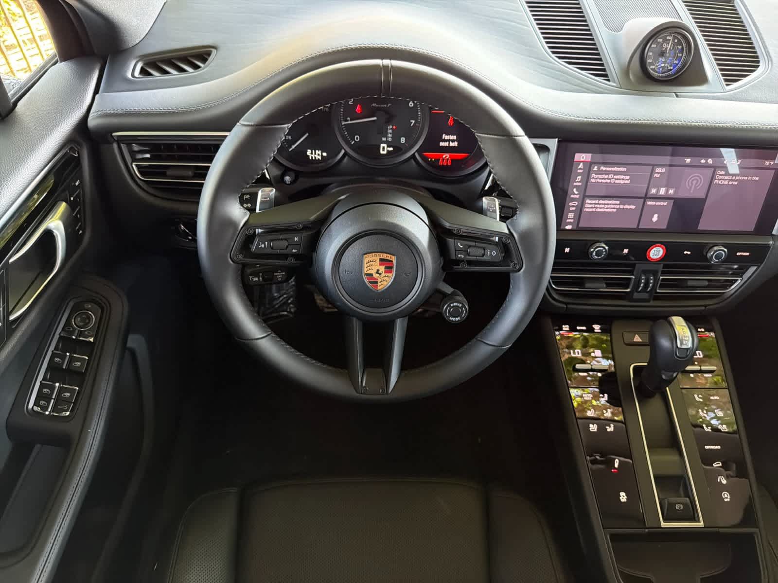 New 2026 Porsche Macan Turbo AWD/4WD image 15