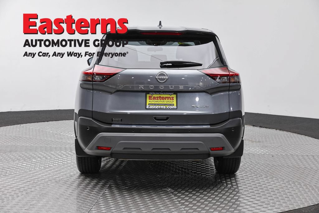 Used 2023 Nissan Rogue SV AWD/4WD image 8