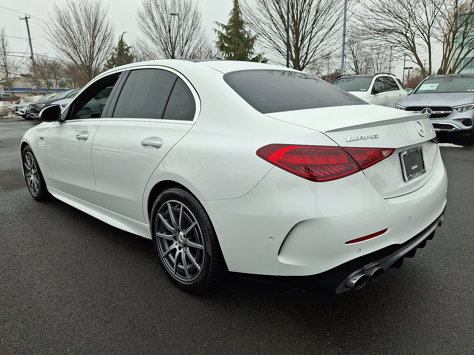Used 2023 Mercedes-Benz C 43 AMG 4MATIC Sedan image 4
