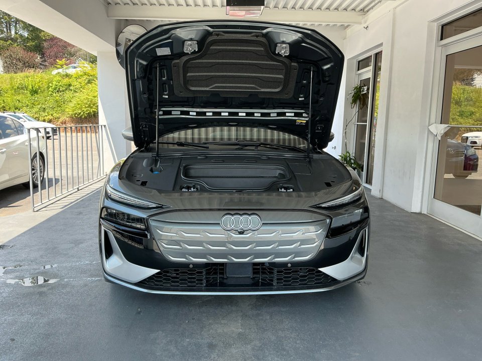 New 2025 Audi S6 e-tron Prestige image 15