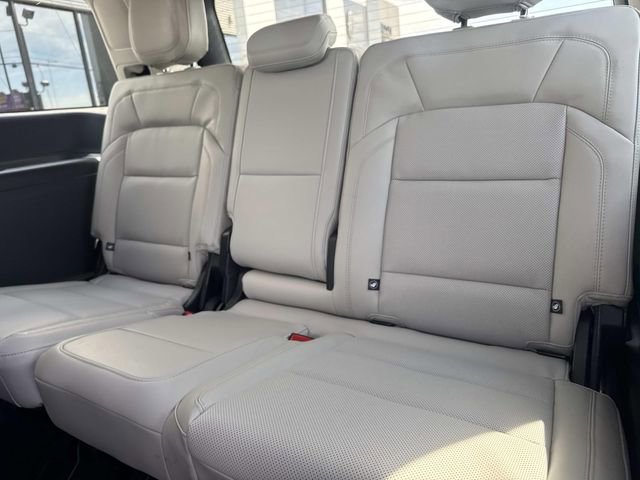 New 2026 Lincoln Navigator Reserve image 15