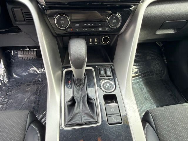 Used 2024 Mitsubishi Eclipse Cross SE AWD/4WD image 19