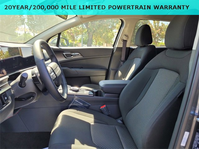 New 2026 Kia Sportage LX image 8