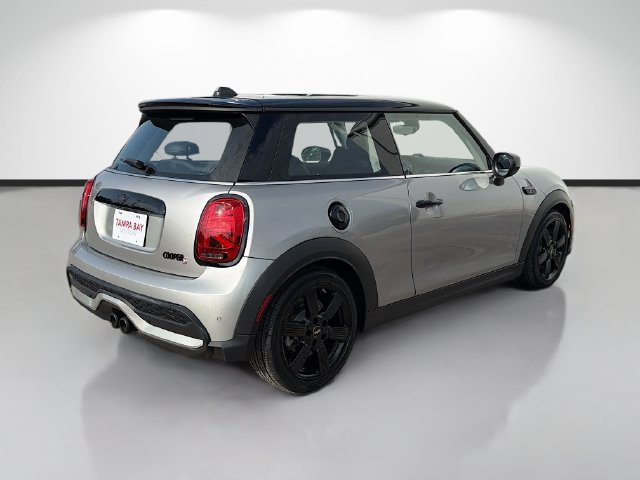 Used 2024 MINI Cooper S FWD image 3