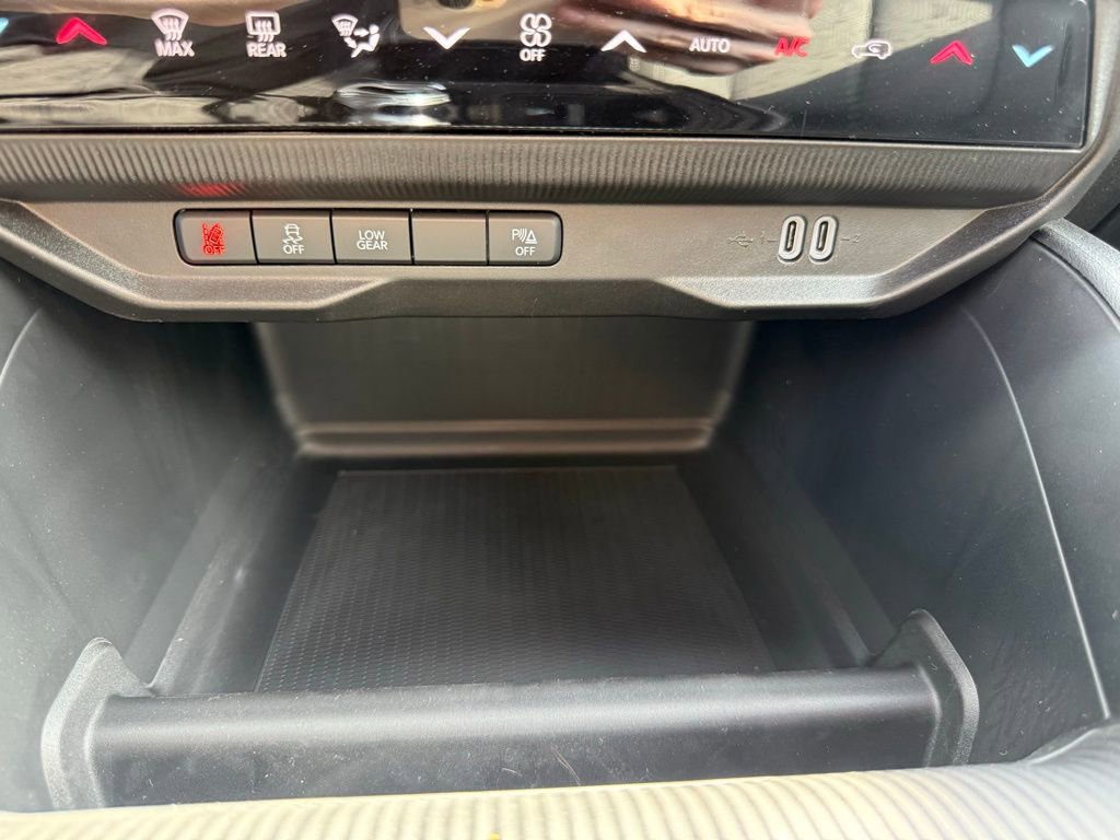 New 2026 Jeep Cherokee Laredo image 23