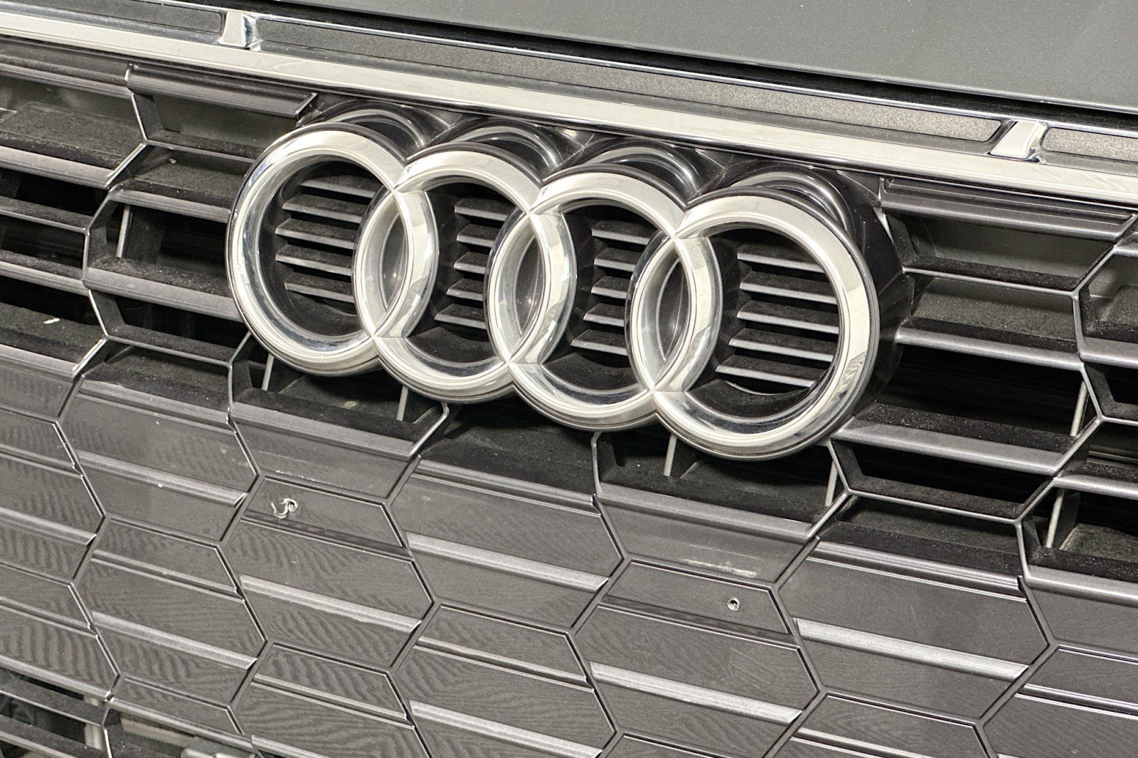 Used 2023 Audi A5 2.0T Premium w/ Convenience Package image 15