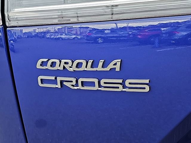 Used 2025 Toyota Corolla Cross XLE w/ Convenience Package image 33