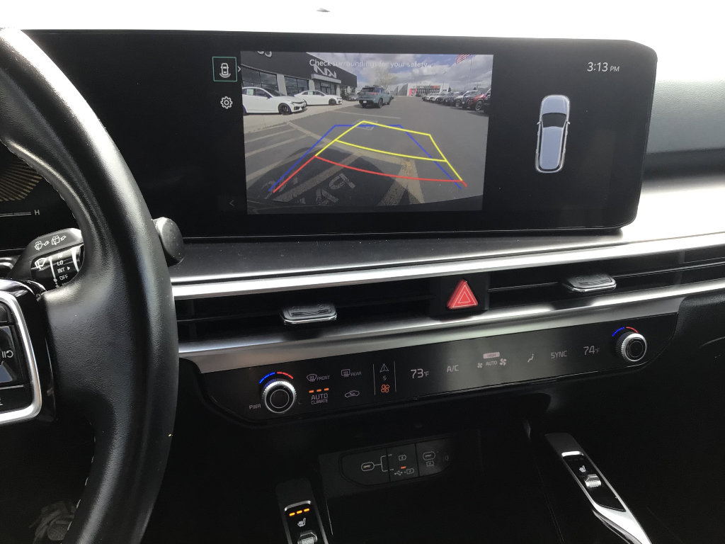 Used 2024 Kia Sorento S image 10