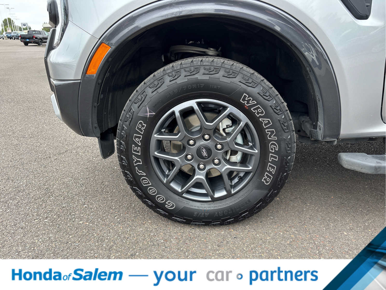 Used 2024 Ford Ranger XLT w/ FX4 Off-Road Package AWD/4WD image 8