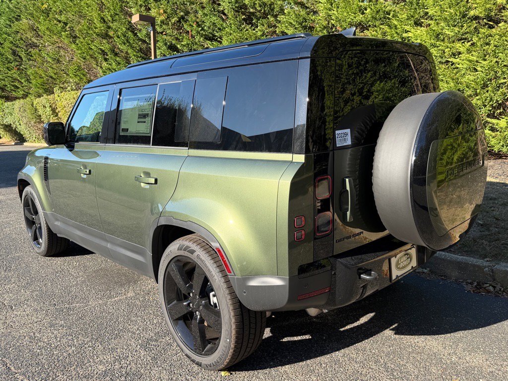 New 2026 Land Rover Defender 110 S image 3