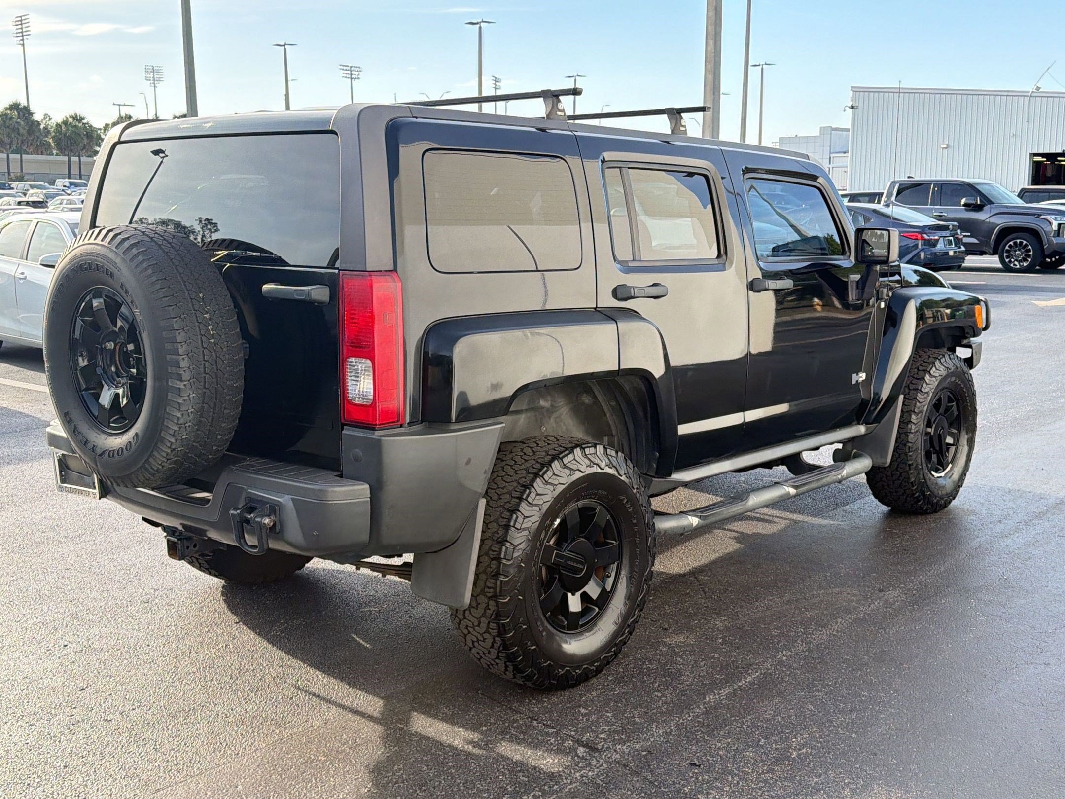 Used 2007 HUMMER H3 w/ Tactical Edition Package image 9
