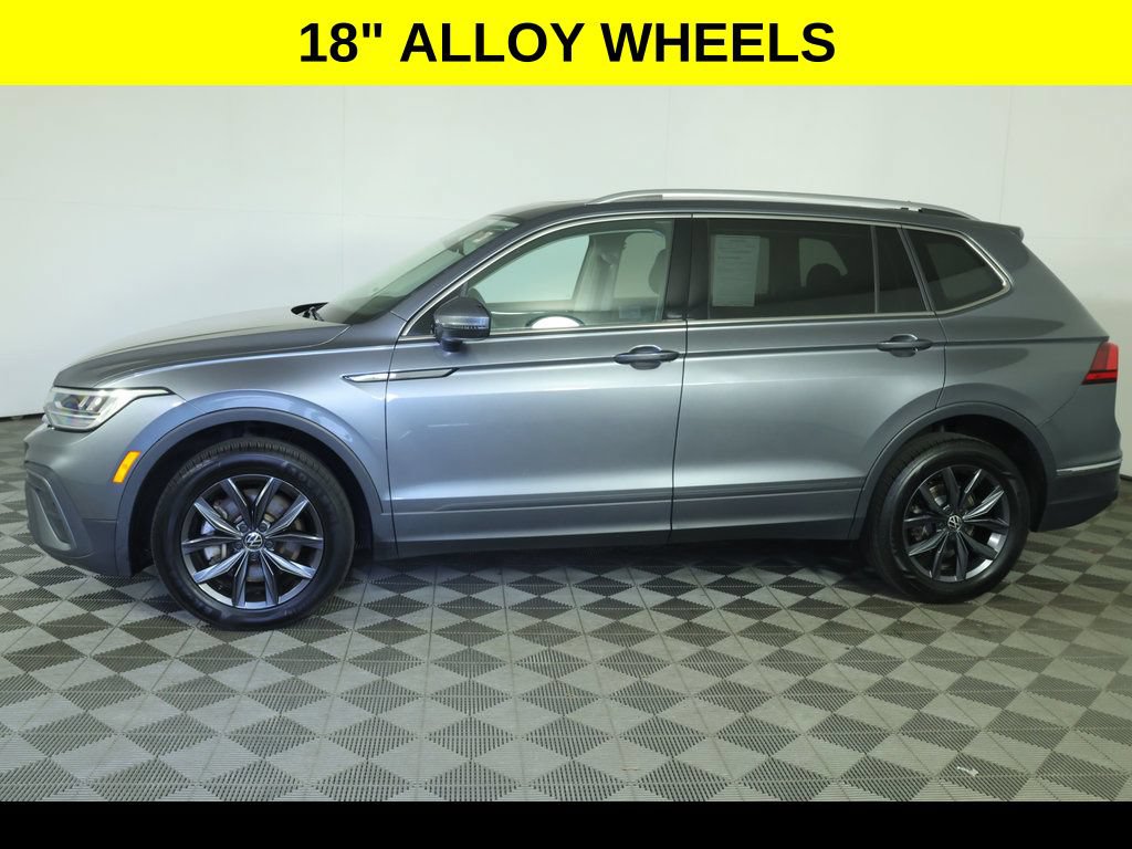 Used 2022 Volkswagen Tiguan SE AWD/4WD image 6