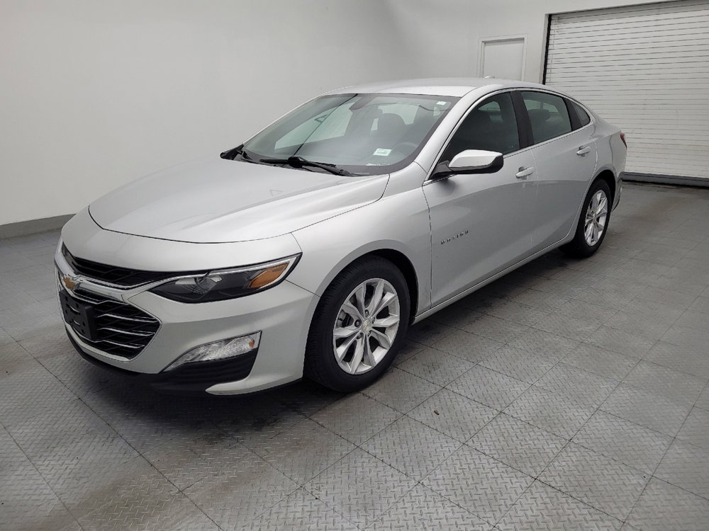 Used 2022 Chevrolet Malibu LT FWD image 2