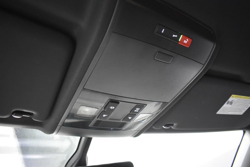 Used 2023 Volkswagen Atlas Cross Sport SE image 24