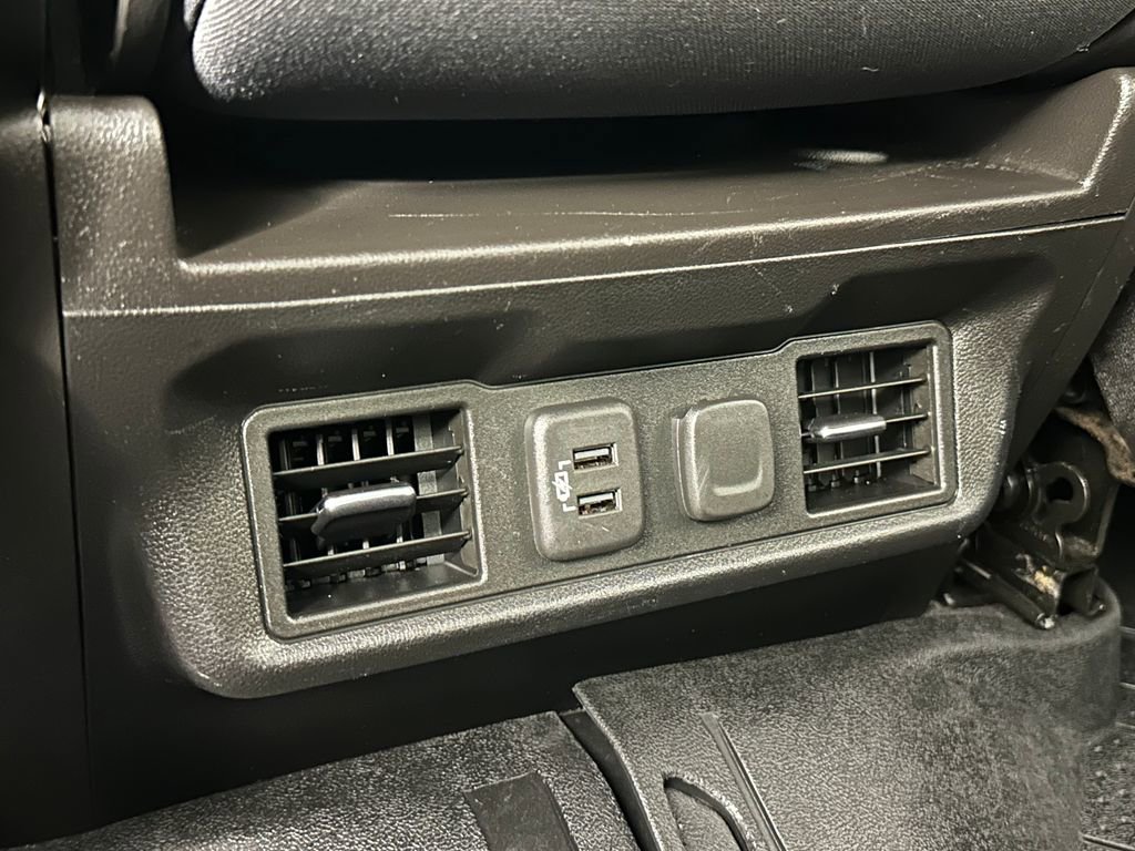 Used 2019 Chevrolet Silverado 1500 LT Trail Boss w/ Convenience Package AWD/4WD image 20