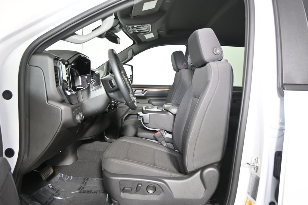Used 2026 Chevrolet Silverado 3500 LT w/ Convenience Package AWD/4WD image 20