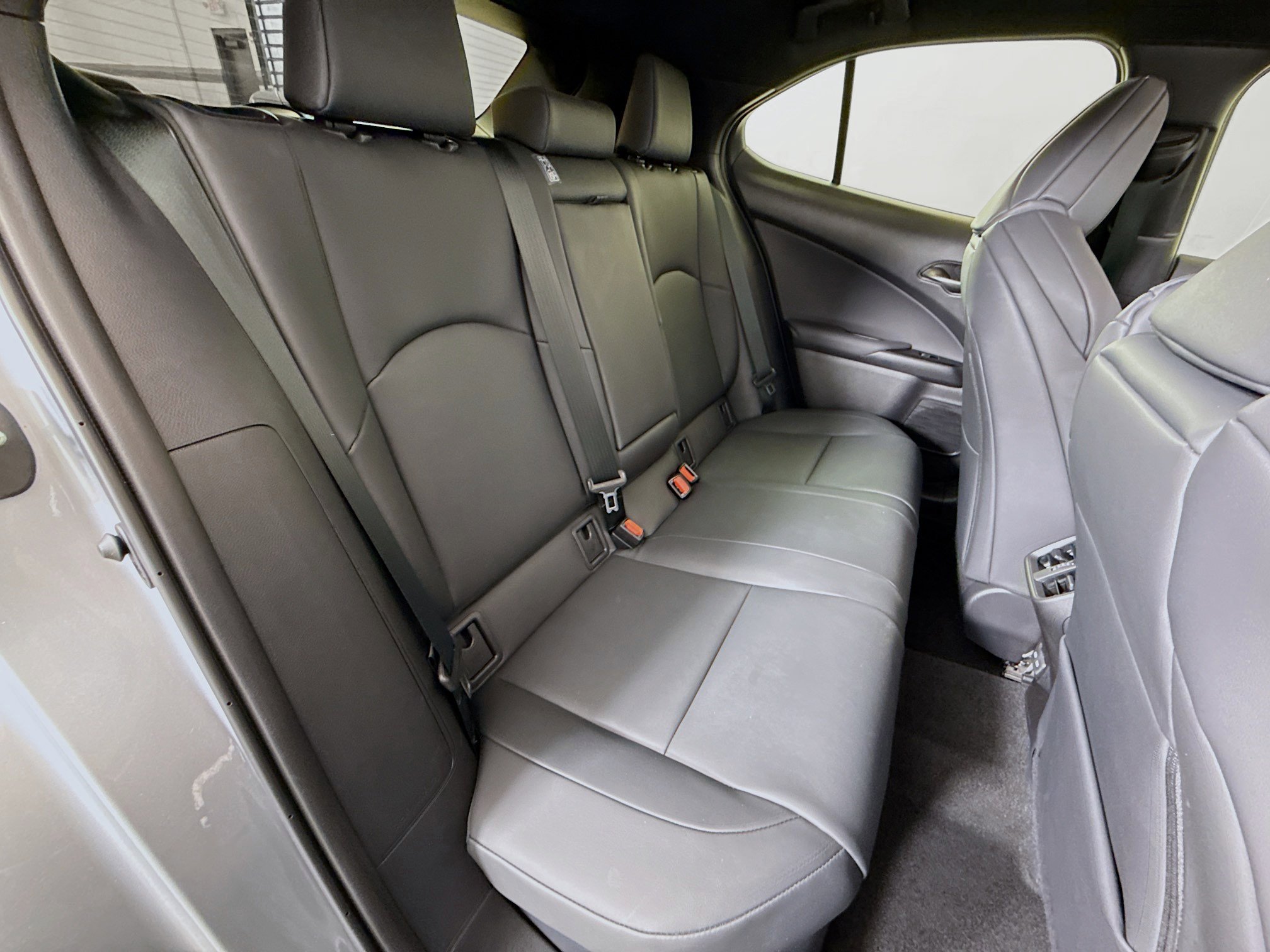 Used 2023 Lexus UX 250h F Sport image 25