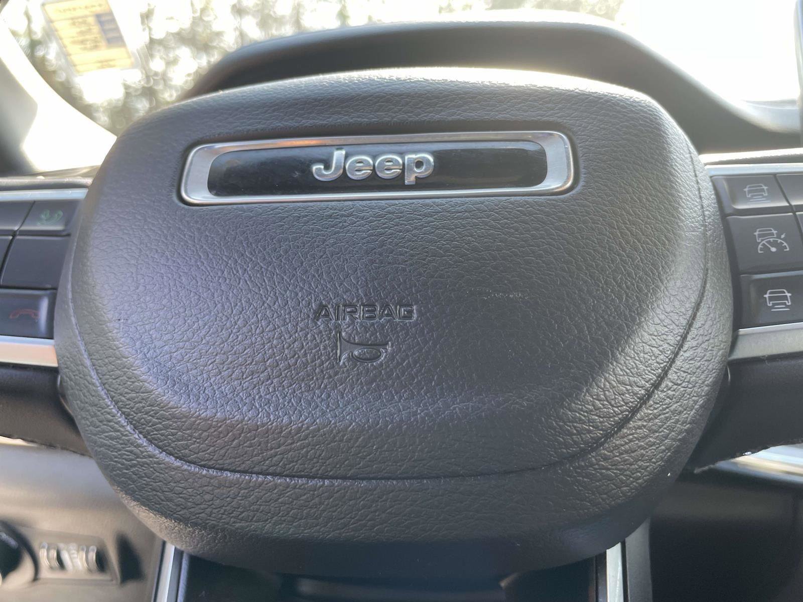 Used 2024 Jeep Compass Limited image 18