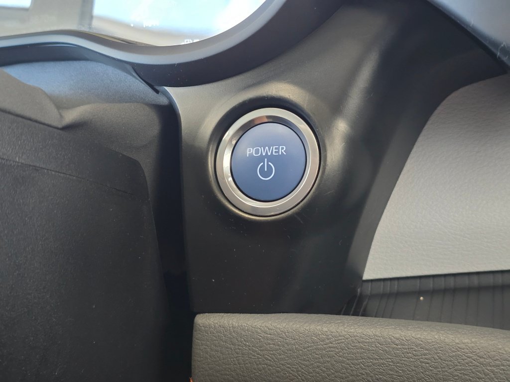 Used 2024 Toyota Sienna XSE AWD/4WD image 29