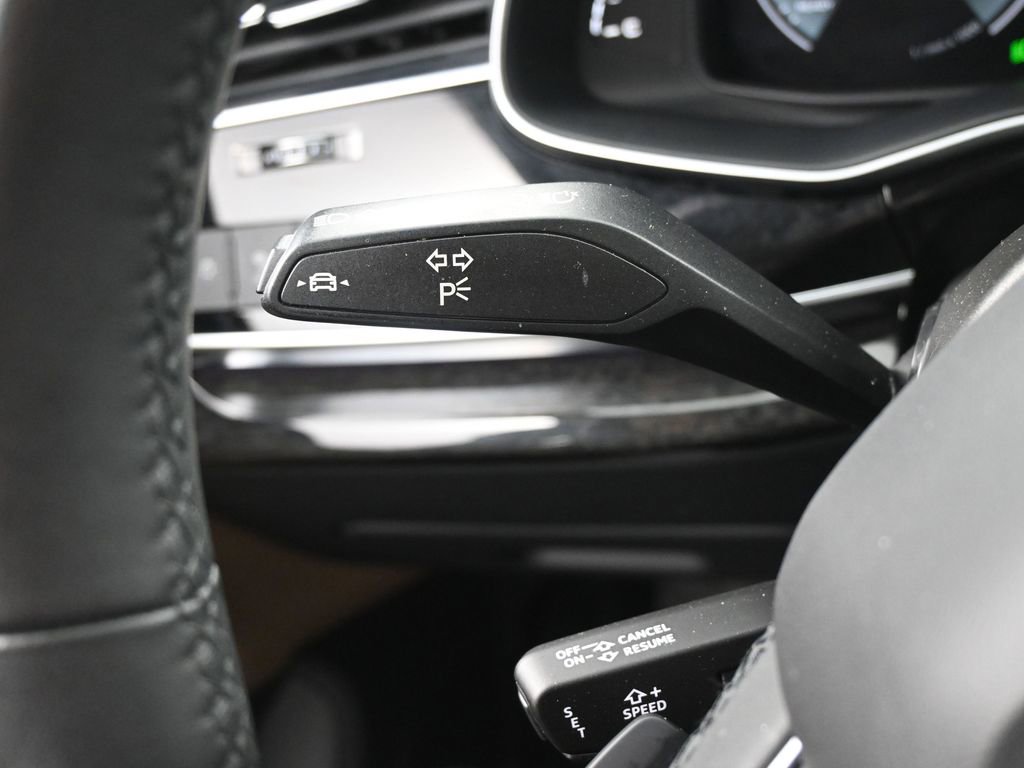 Used 2023 Audi Q7 3.0T Premium Plus w/ Premium Plus Package image 18