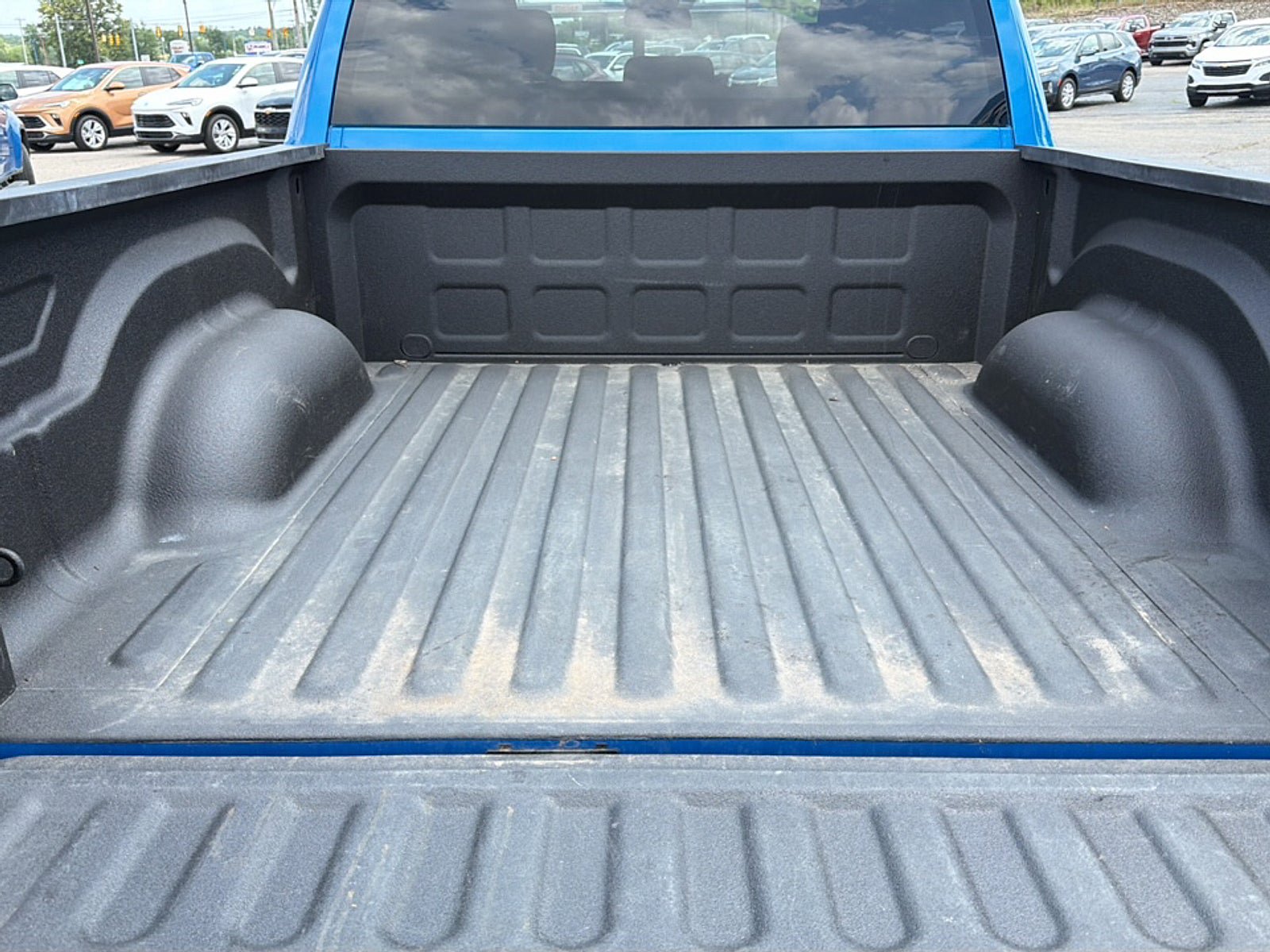 Used 2019 RAM 1500 Express w/ Hydro Blue Sport Package AWD/4WD image 7