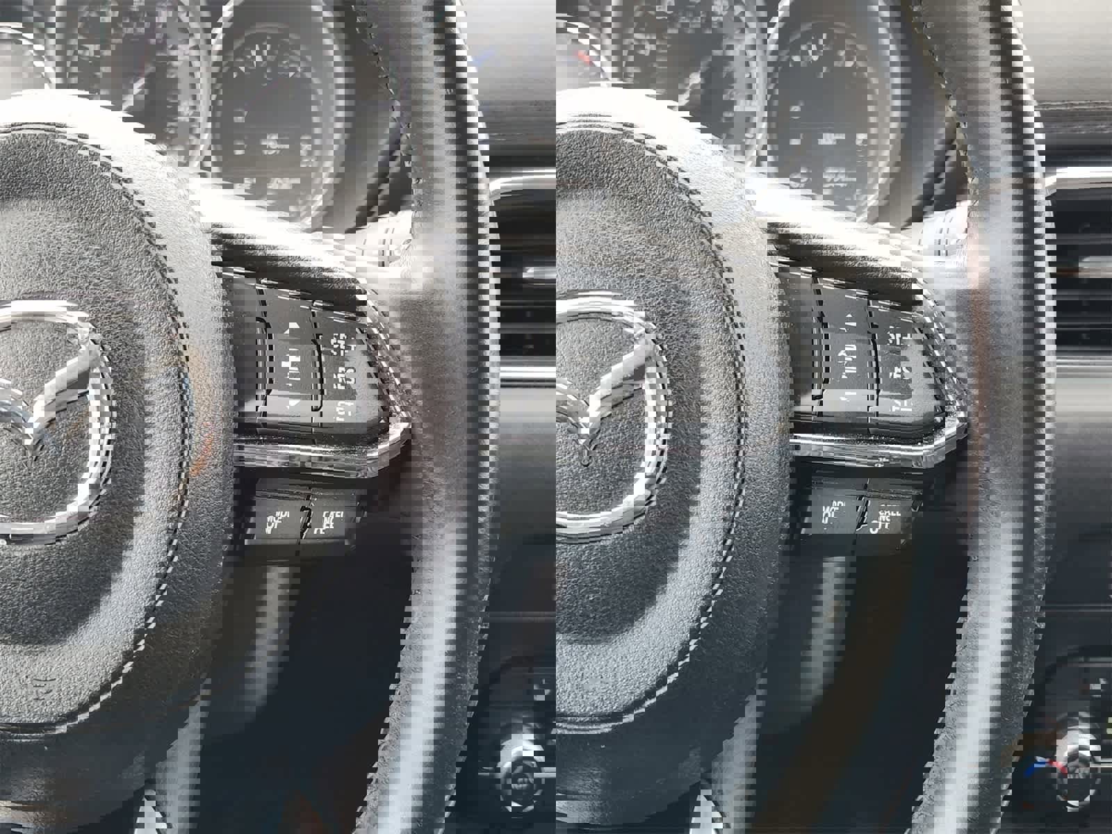 Used 2019 MAZDA CX-5 Touring image 28