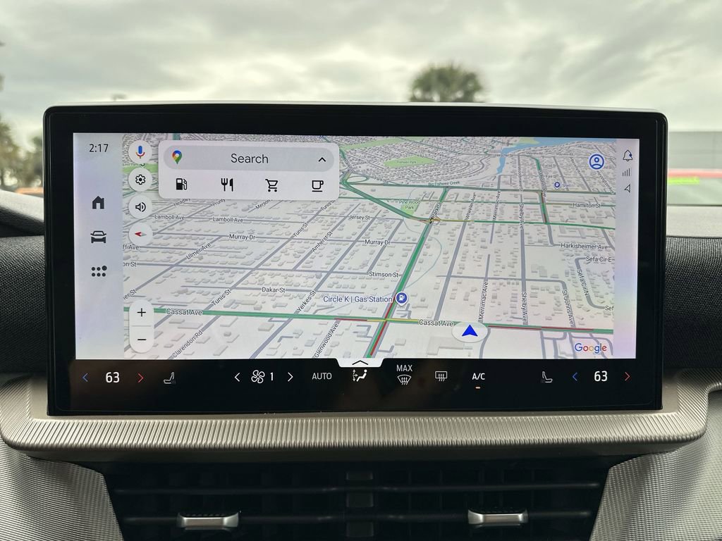 Used 2025 Ford Explorer Active image 23