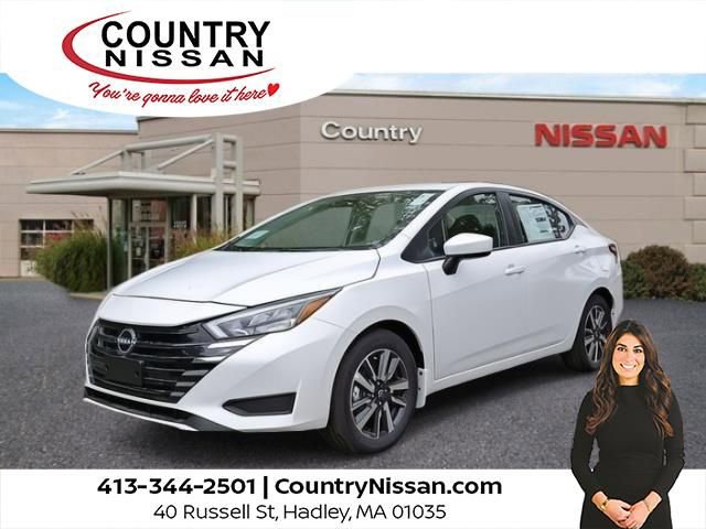 New 2025 Nissan Versa SV w/ Trunk Package