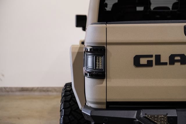 Used 2025 Jeep Gladiator Rubicon w/ Safety Group AWD/4WD image 50