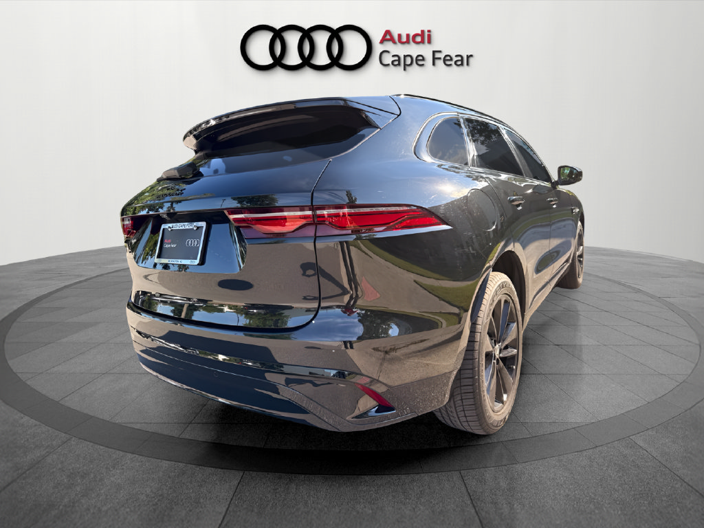 Used 2024 Jaguar F-PACE R-Dynamic S AWD/4WD image 6