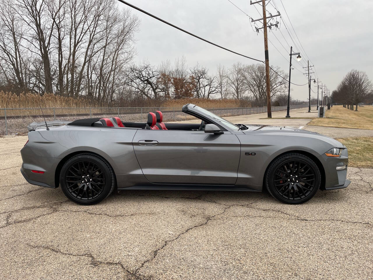 Used 2021 Ford Mustang GT Premium w/ GT Performance Package RWD image 42