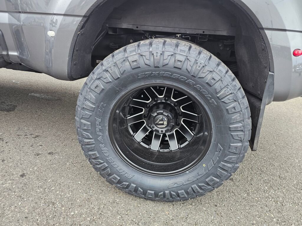 Certified 2023 Ford F450 Lariat w/ Camper Package image 31