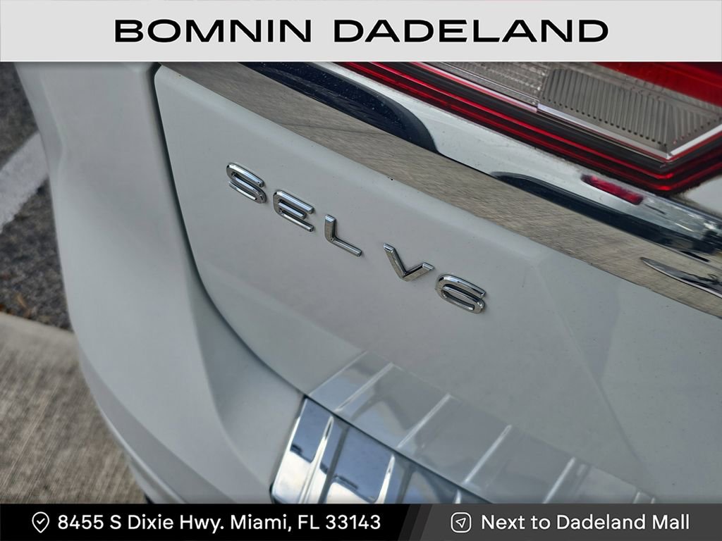 Used 2021 Volkswagen Atlas SEL R-Line image 8