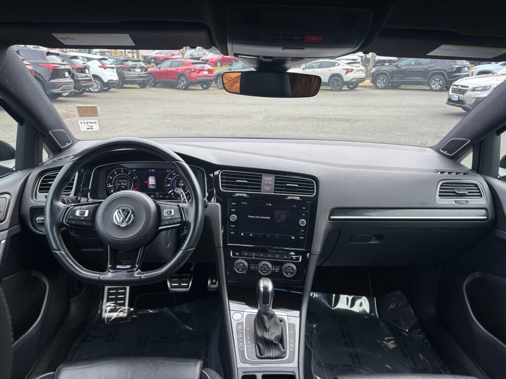 Used 2019 Volkswagen Golf R 4-Door image 12