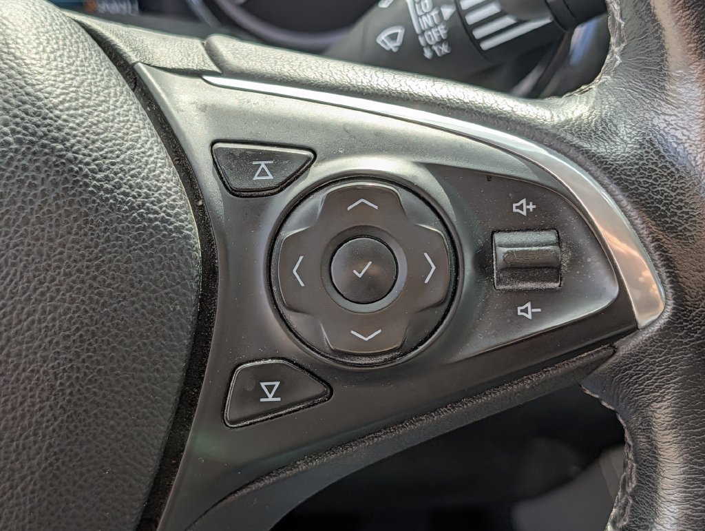 Used 2020 Buick Envision Essence FWD image 21
