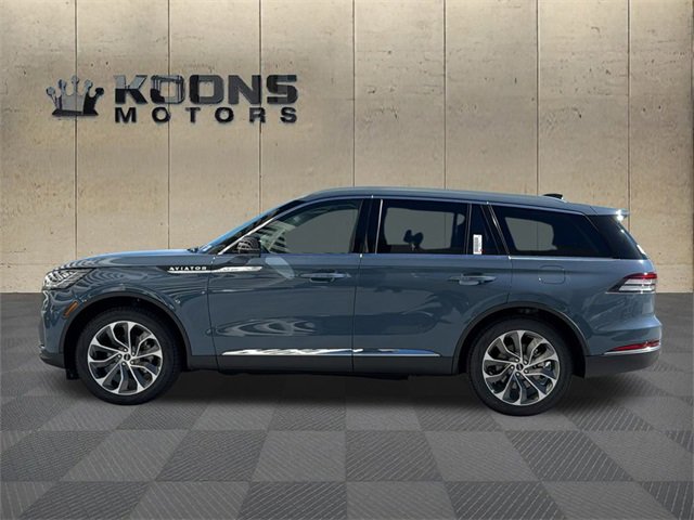 New 2025 Lincoln Aviator Reserve image 2