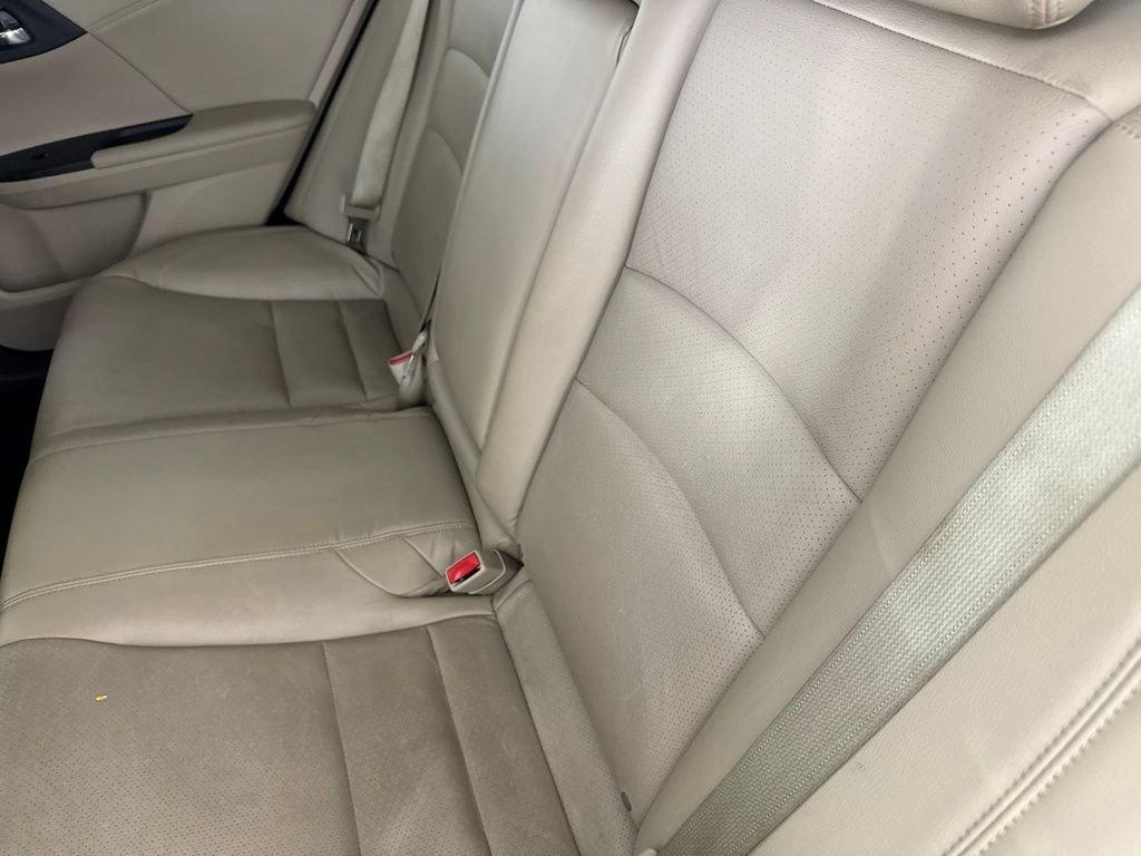 Used 2017 Honda Accord EX-L image 27