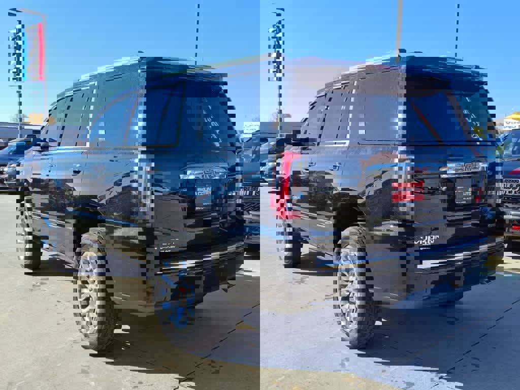 Used 2020 GMC Yukon Denali w/ Open Road Package image 3