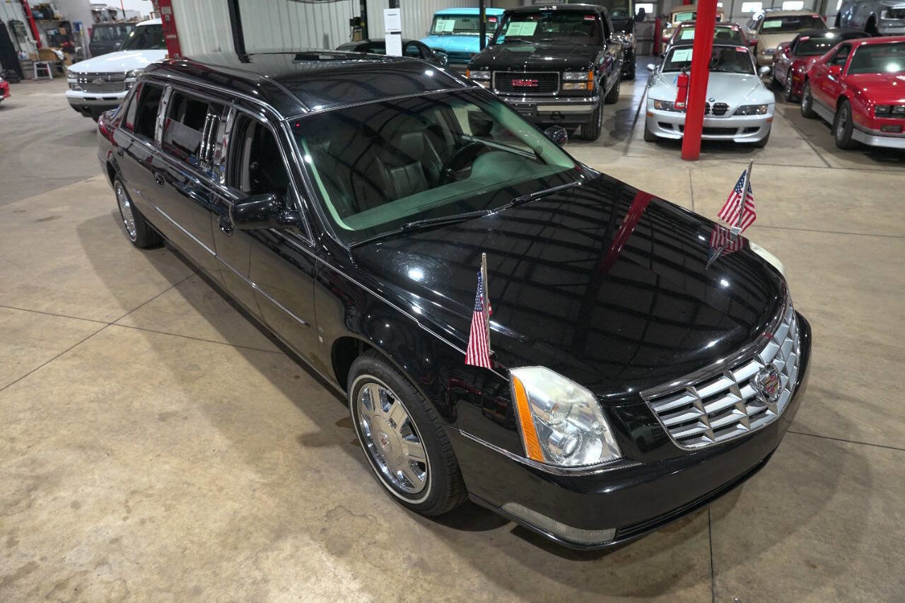 Used 2008 Cadillac DTS Limousine FWD image 14