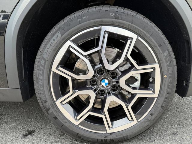 New 2026 BMW X2 xDrive28i w/ Technology Package AWD/4WD image 16