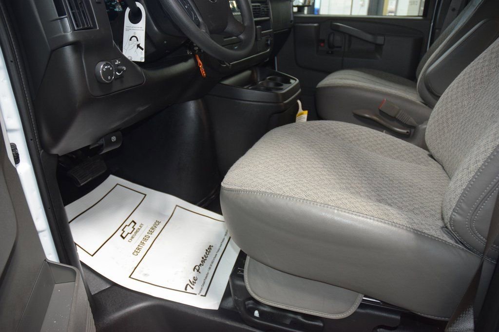 New 2025 Chevrolet Express 3500 w/ Power Convenience Package RWD image 25