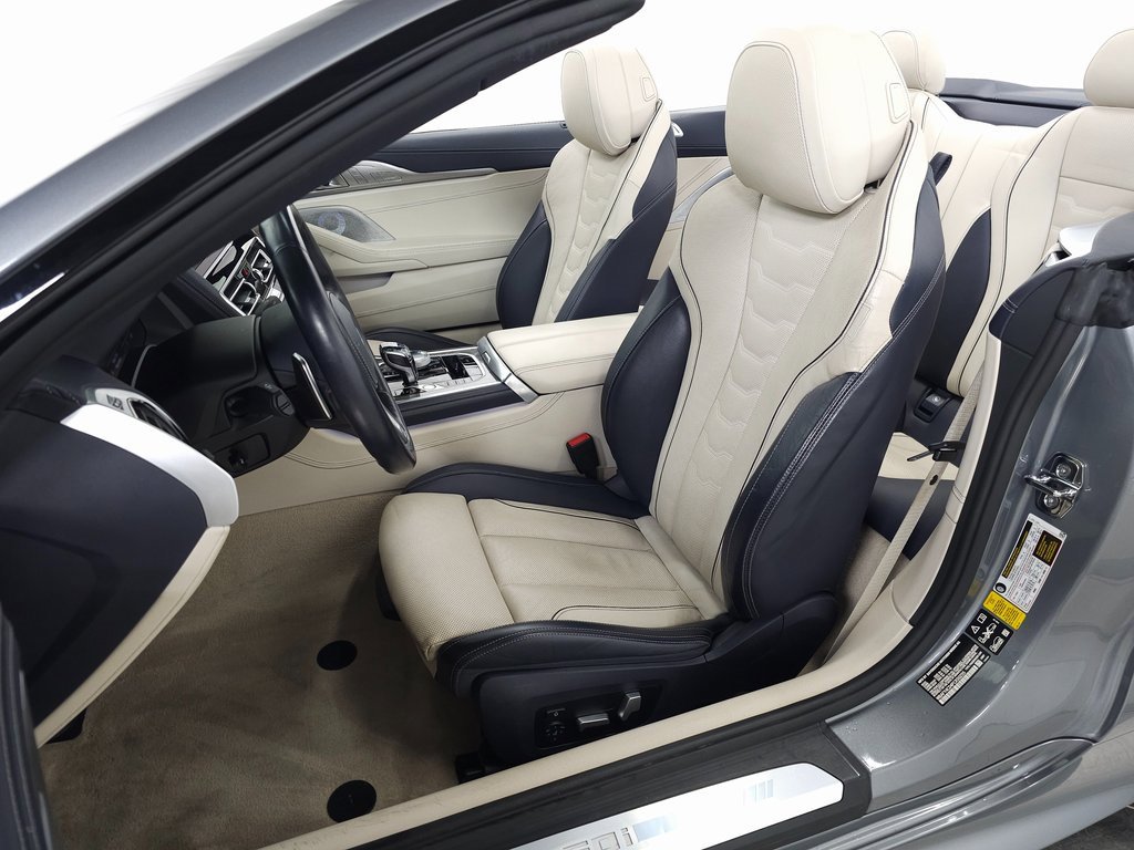 Used 2023 BMW M850i xDrive Convertible image 17