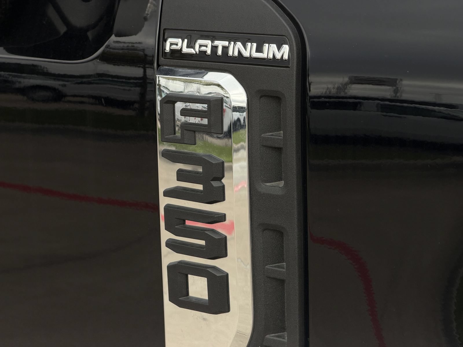 New 2026 Ford F350 Platinum w/ Platinum Plus Package AWD/4WD image 9
