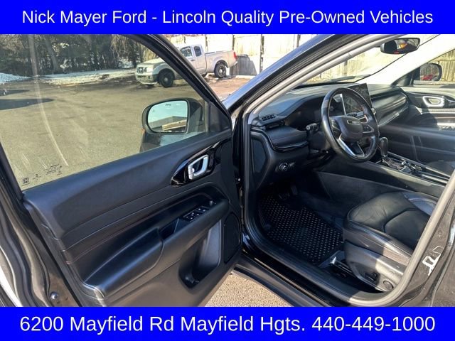 Used 2022 Jeep Compass Trailhawk w/ Trailhawk Elite Group image 18