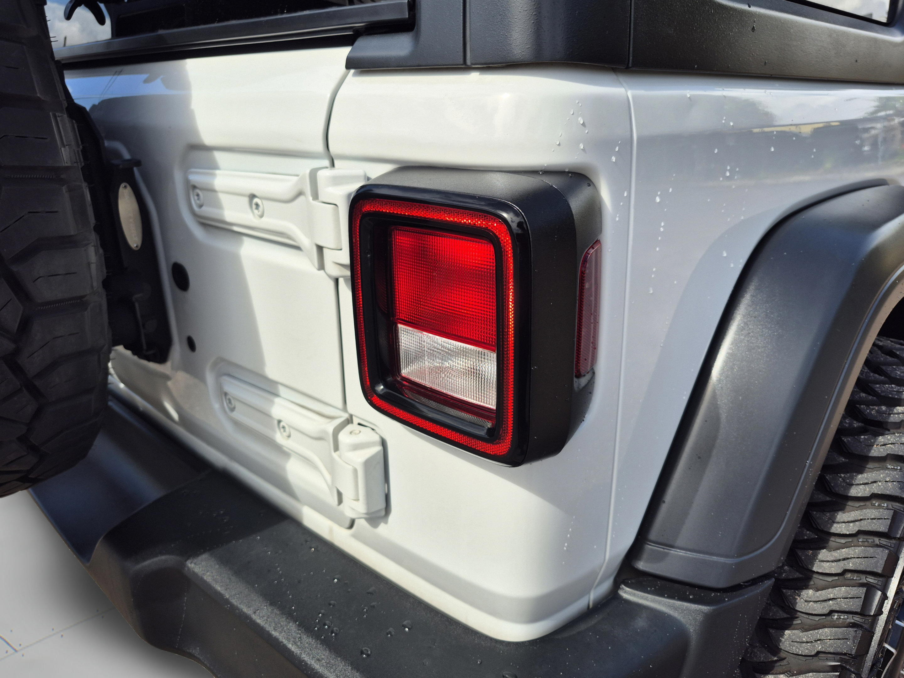 Used 2019 Jeep Wrangler Unlimited Sport S AWD/4WD image 33