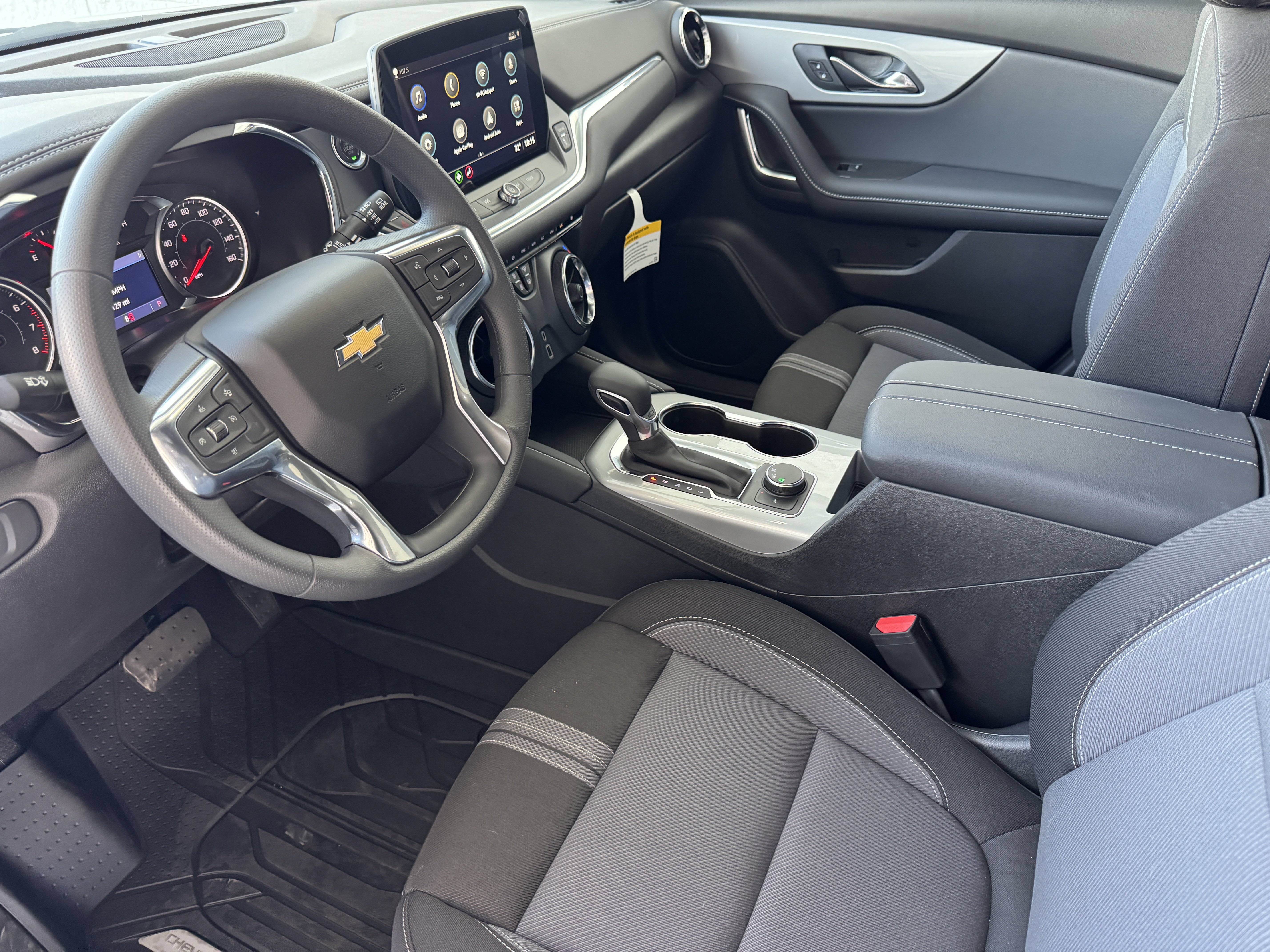 New 2025 Chevrolet Blazer LT w/ Midnight/Sport Edition FWD image 8
